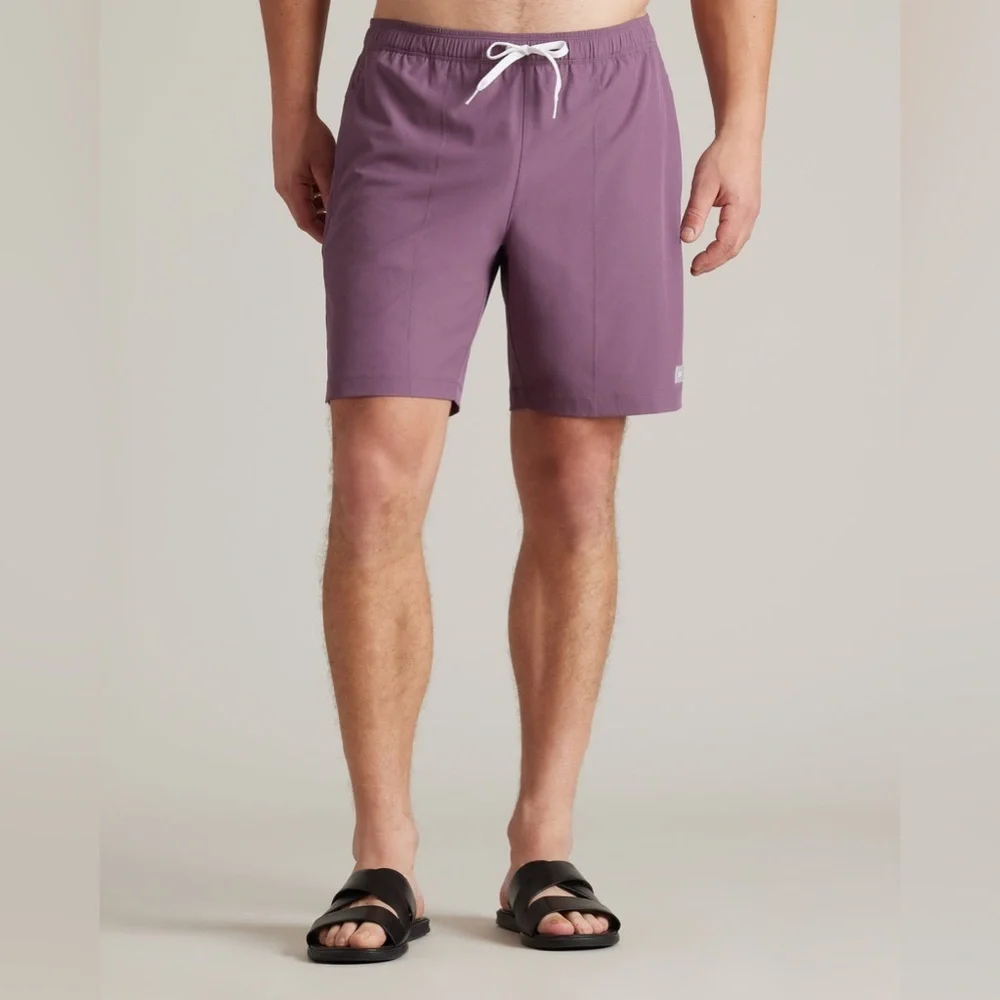 Men's Rhone 7.5” R&R Trunk in Color Shadow Plum with White Drawstring